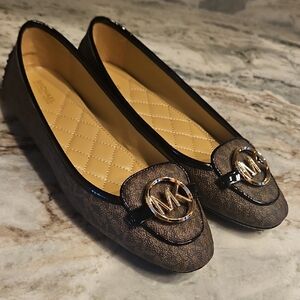 Michael Kors Moccasin - Lillie Logo - 9M